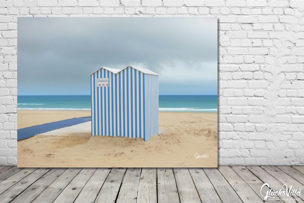 Wandbild: Strandhaus in blau und weiß